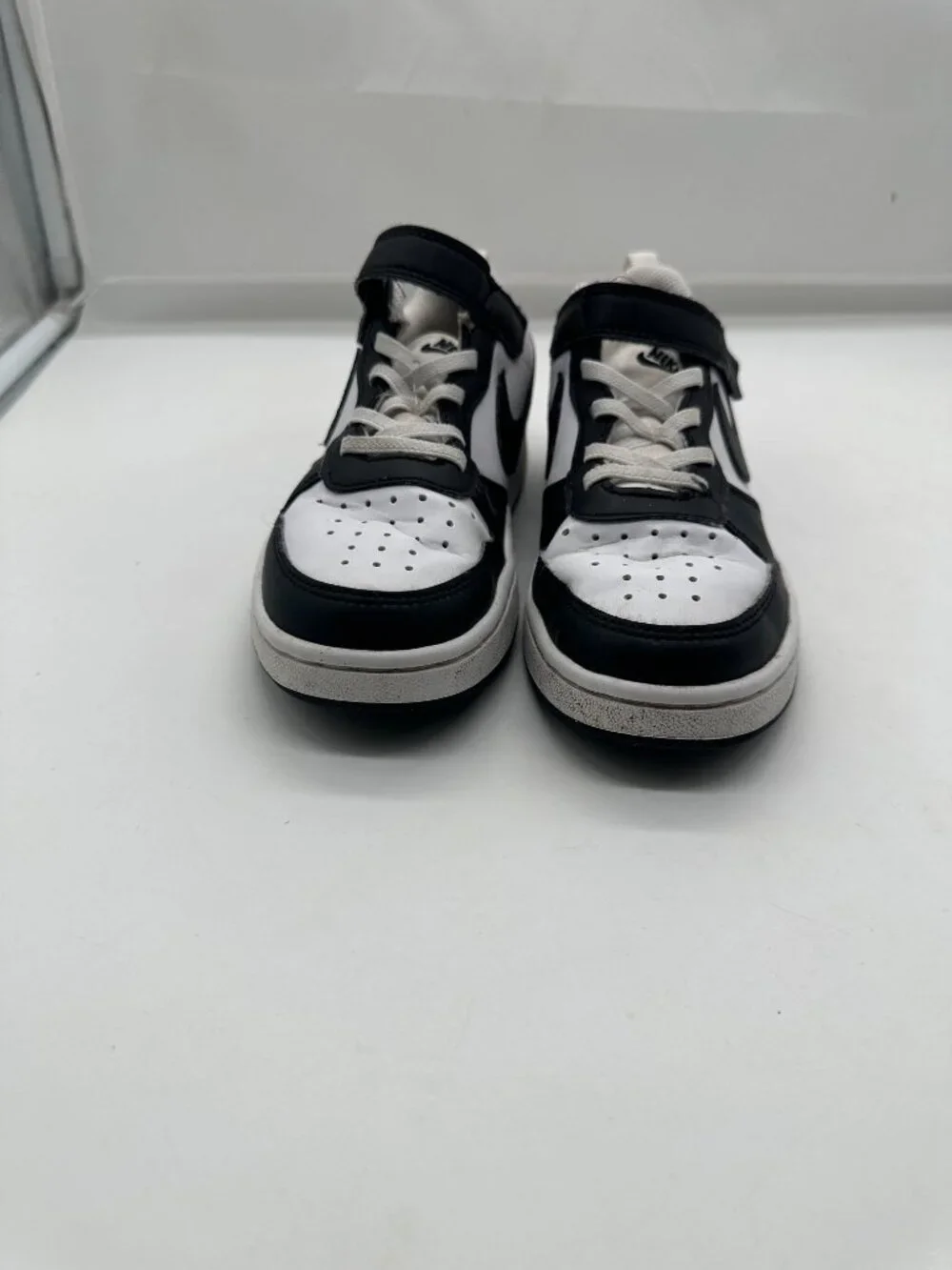 EUC Youth Nike Court Borough Low Recraft Kids Youth 2 White Black Shoes Boy Girl